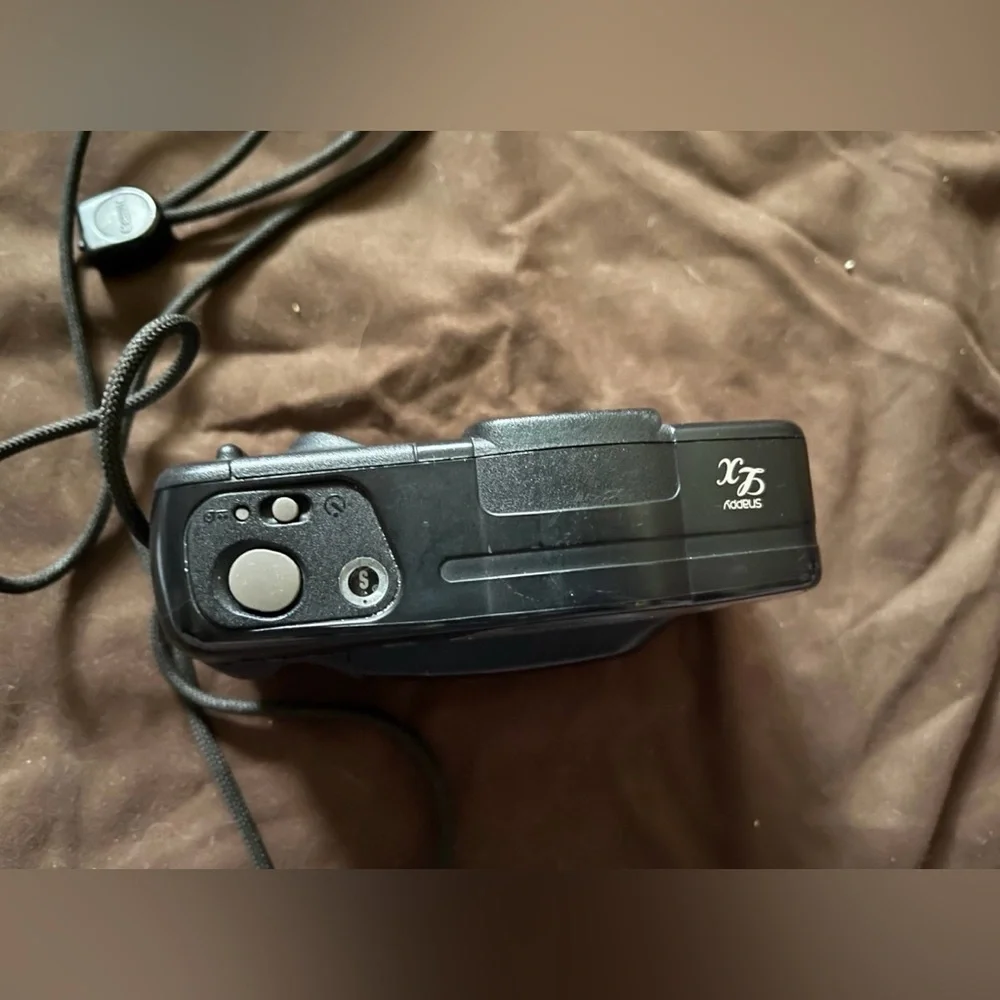 Canon Snappy Lx 35mm Point And Shoot Film Camera